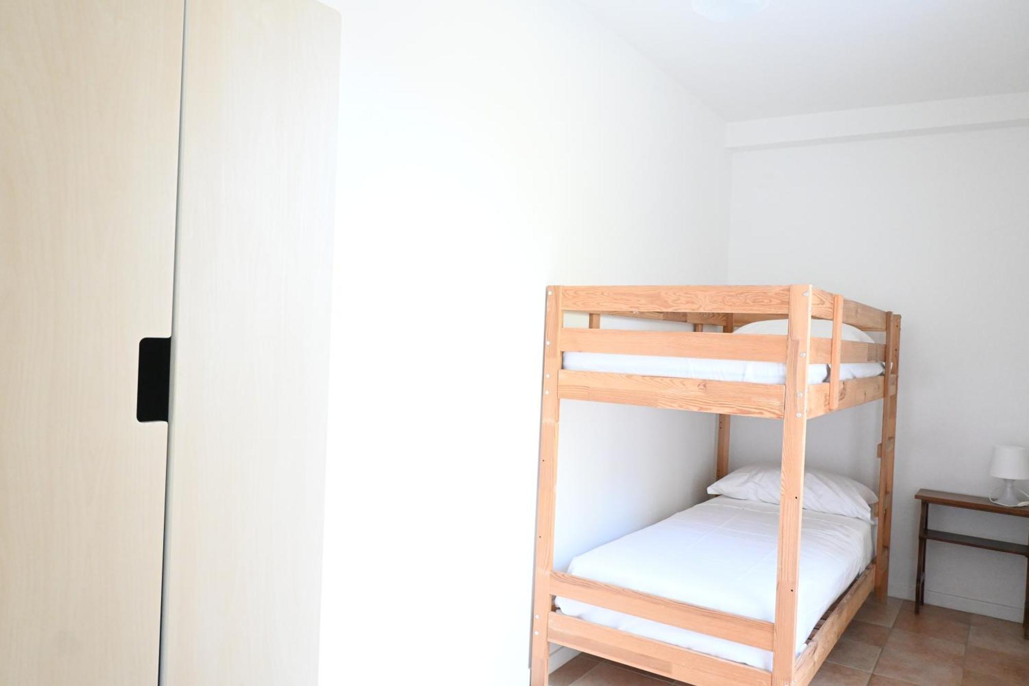 N185 - Numana, Meraviglioso Trilocale Con Terrazzo E Piscina Luaran gambar